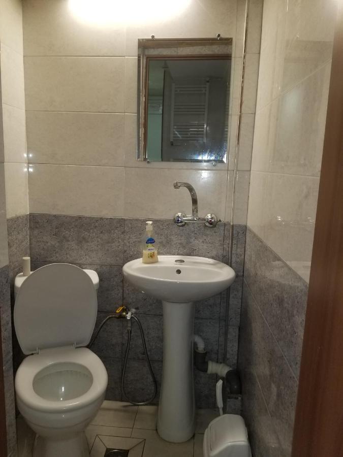 Hostel 17 Only For Men Tbilisi Esterno foto