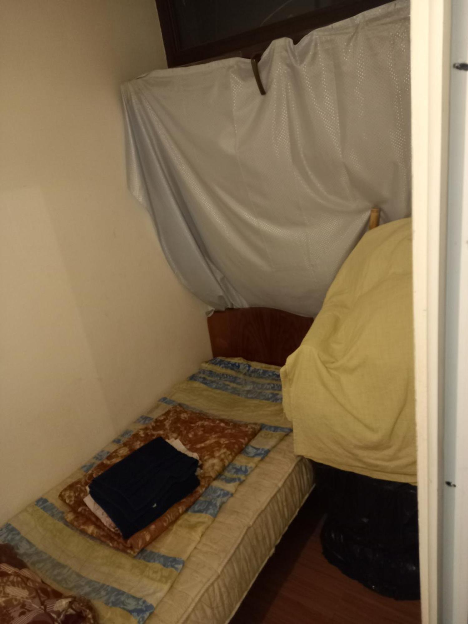 Hostel 17 Only For Men Tbilisi Esterno foto